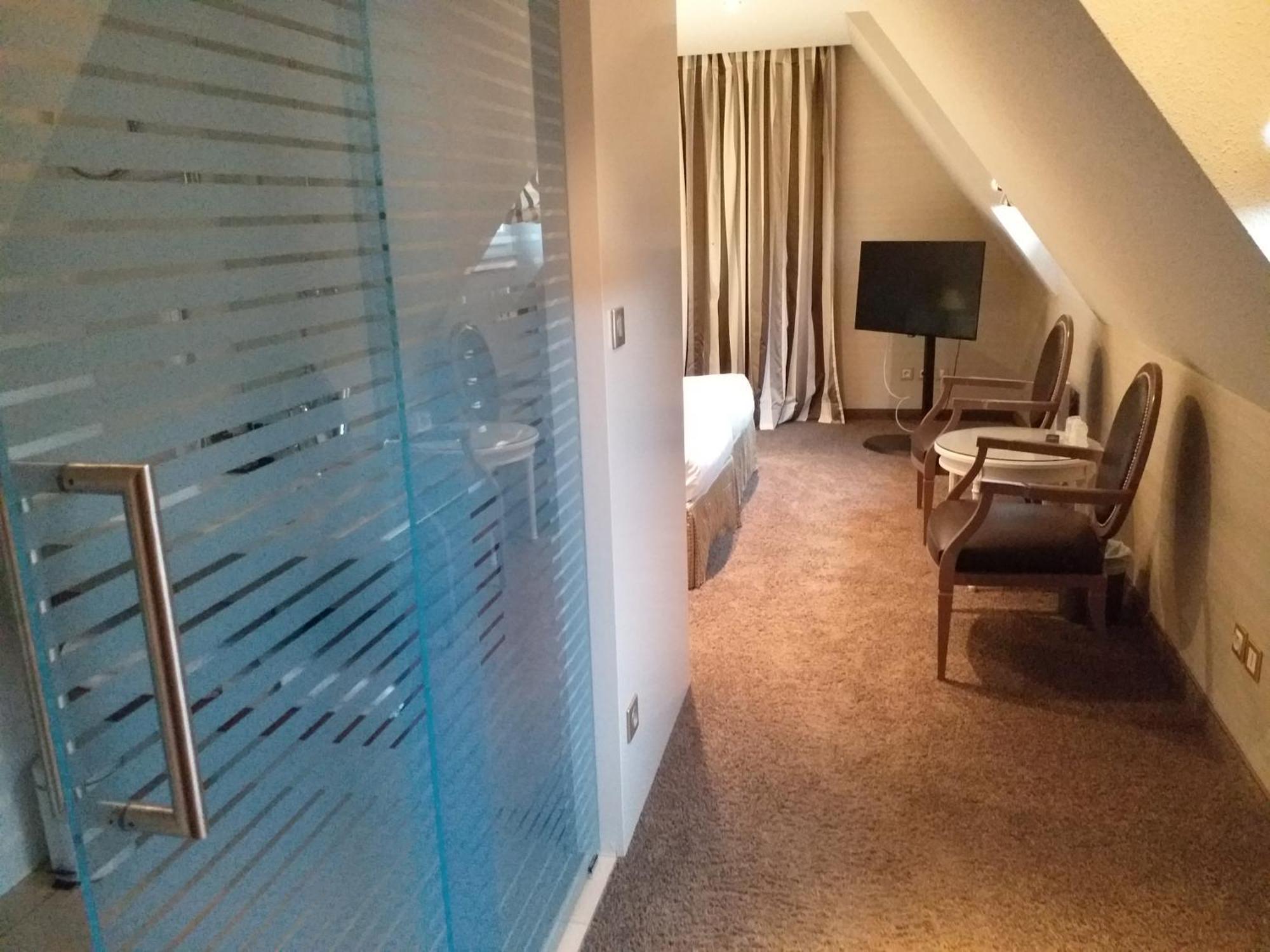 סנט היפולייט Logis Hotel Le Parc & Spa מראה חיצוני תמונה