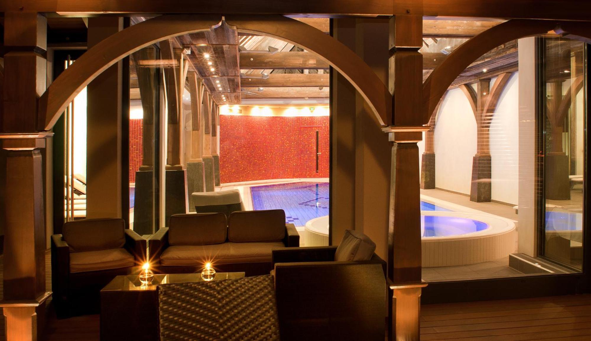 סנט היפולייט Logis Hotel Le Parc & Spa מראה חיצוני תמונה