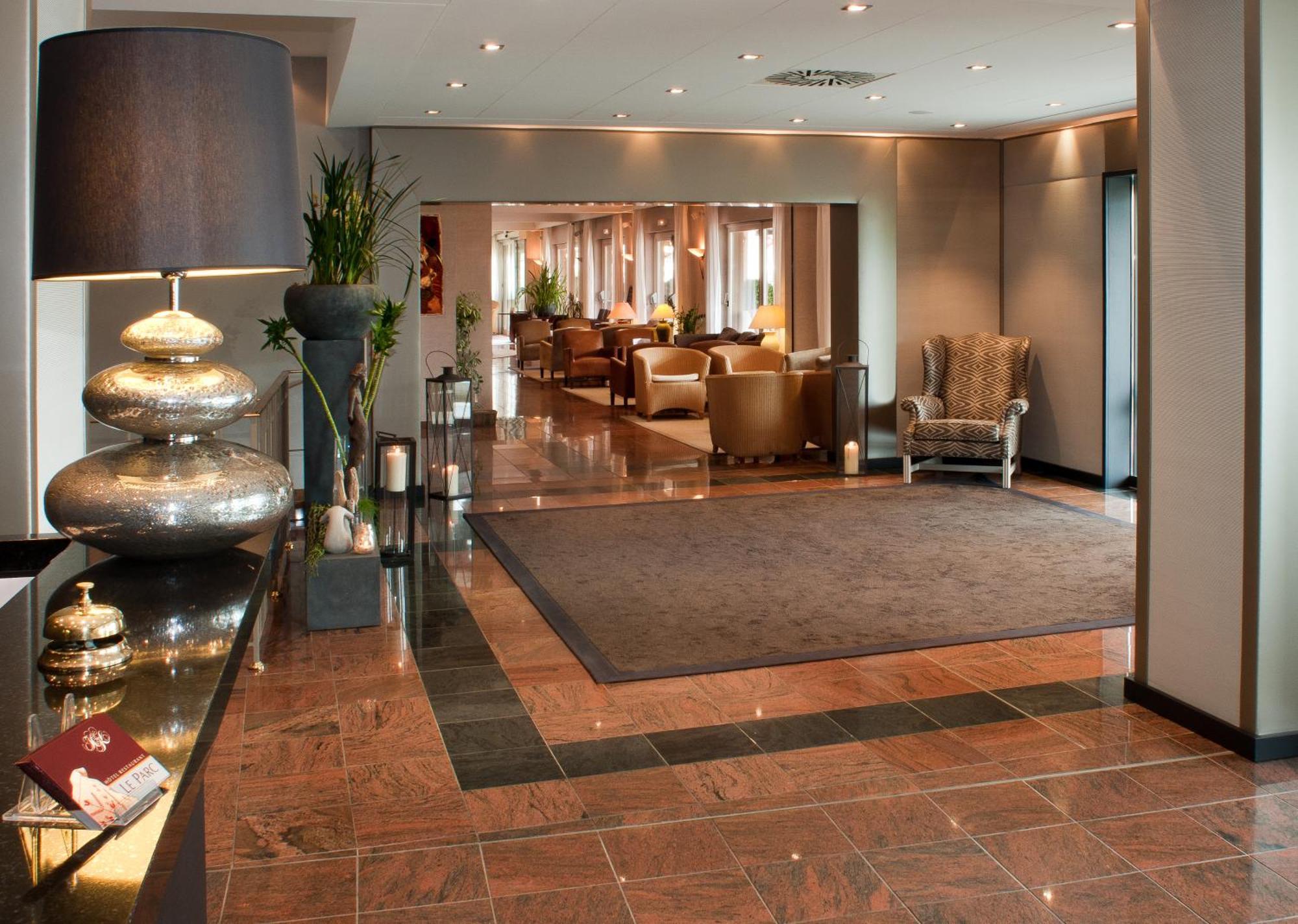 סנט היפולייט Logis Hotel Le Parc & Spa מראה חיצוני תמונה