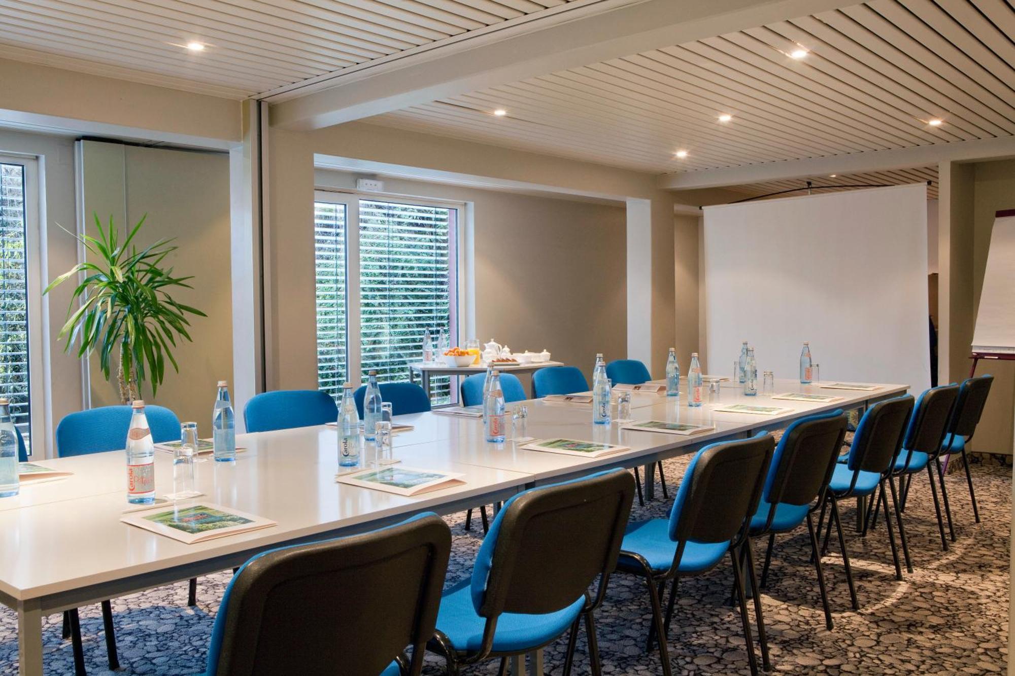 סנט היפולייט Logis Hotel Le Parc & Spa מראה חיצוני תמונה