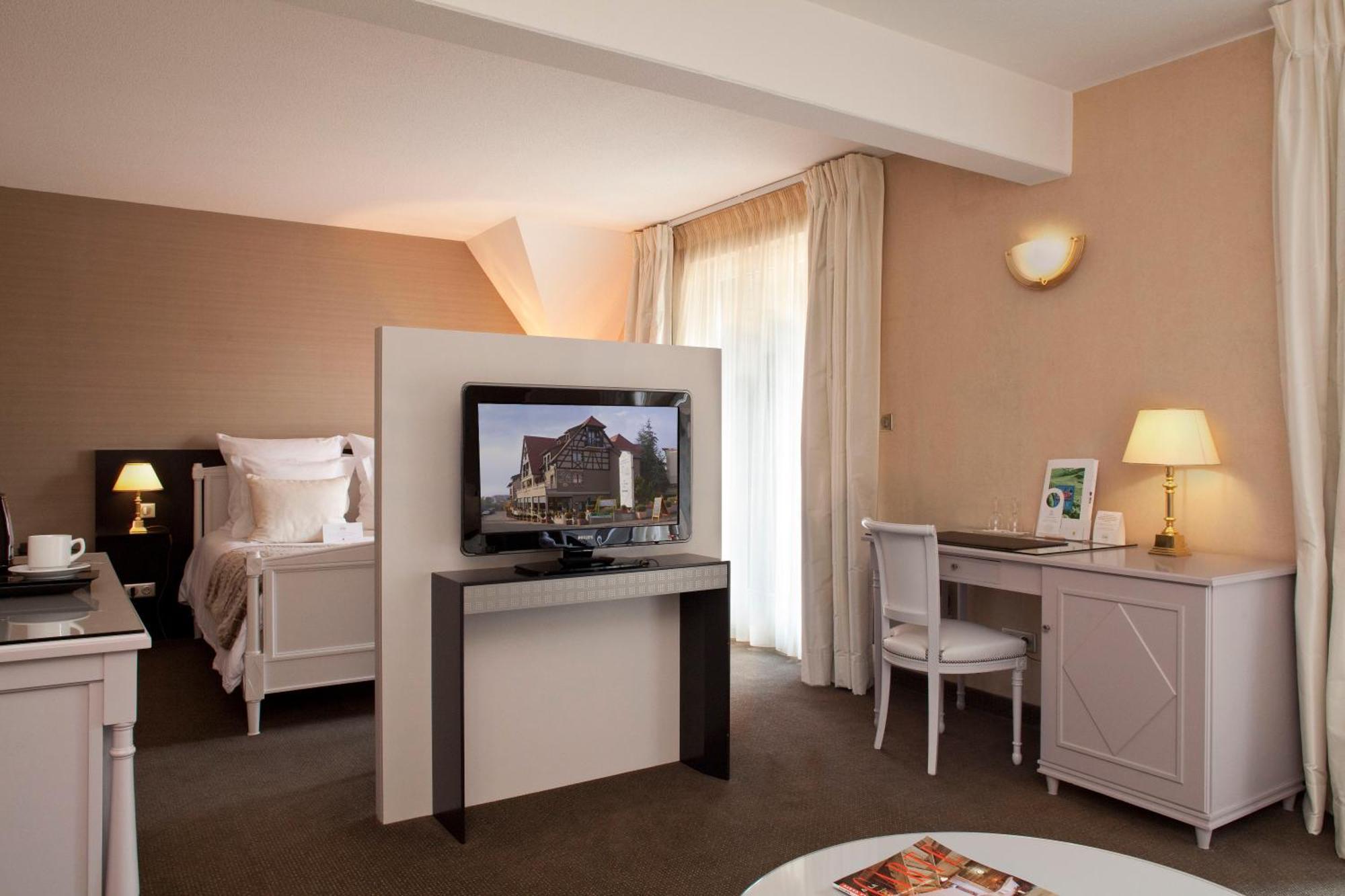 סנט היפולייט Logis Hotel Le Parc & Spa מראה חיצוני תמונה