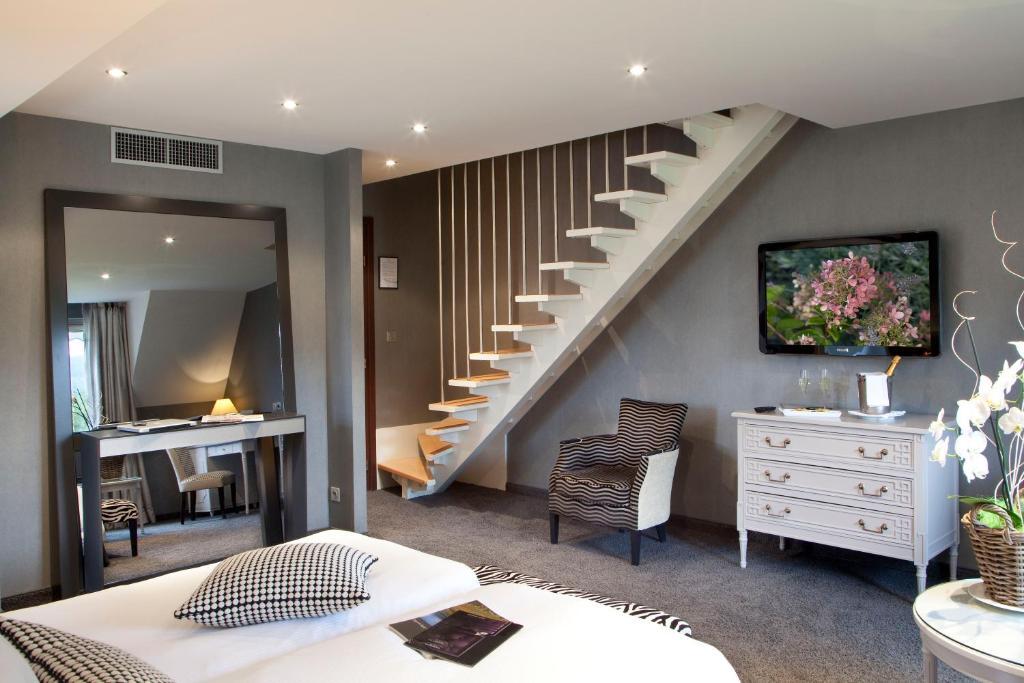 סנט היפולייט Logis Hotel Le Parc & Spa חדר תמונה