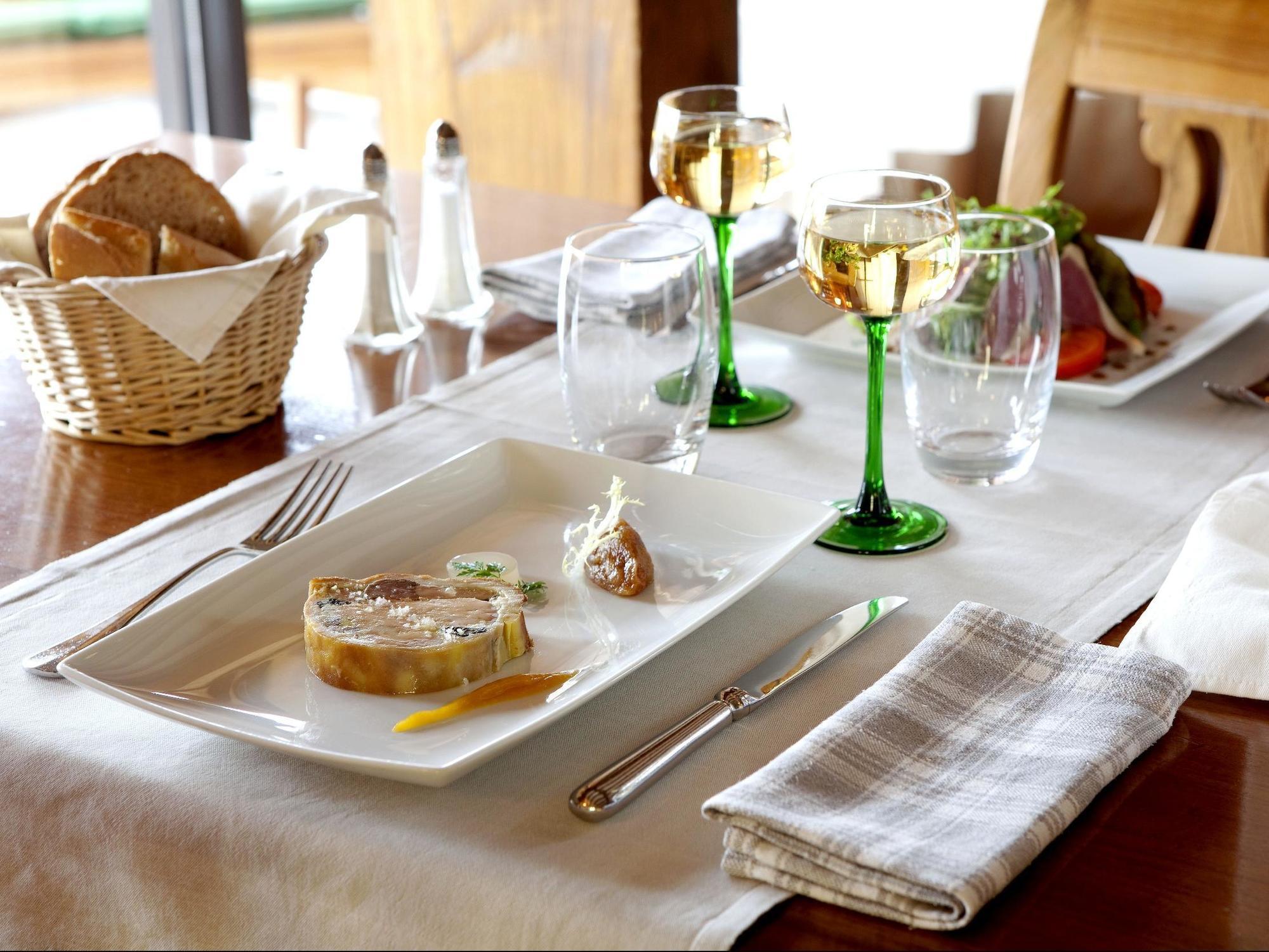 סנט היפולייט Logis Hotel Le Parc & Spa מראה חיצוני תמונה