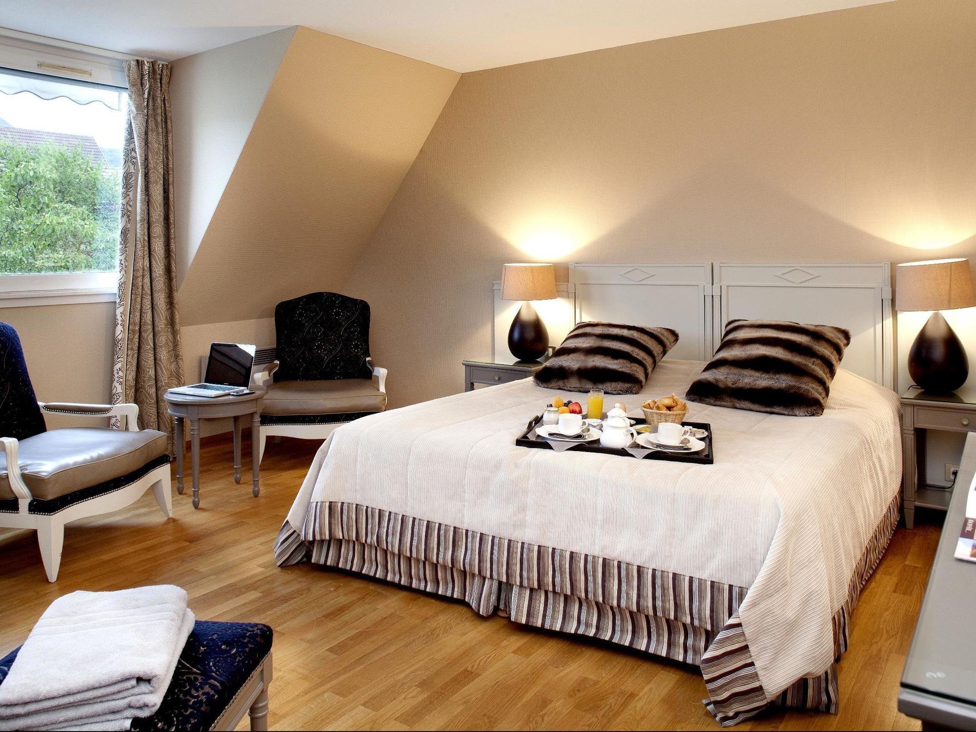 סנט היפולייט Logis Hotel Le Parc & Spa מראה חיצוני תמונה